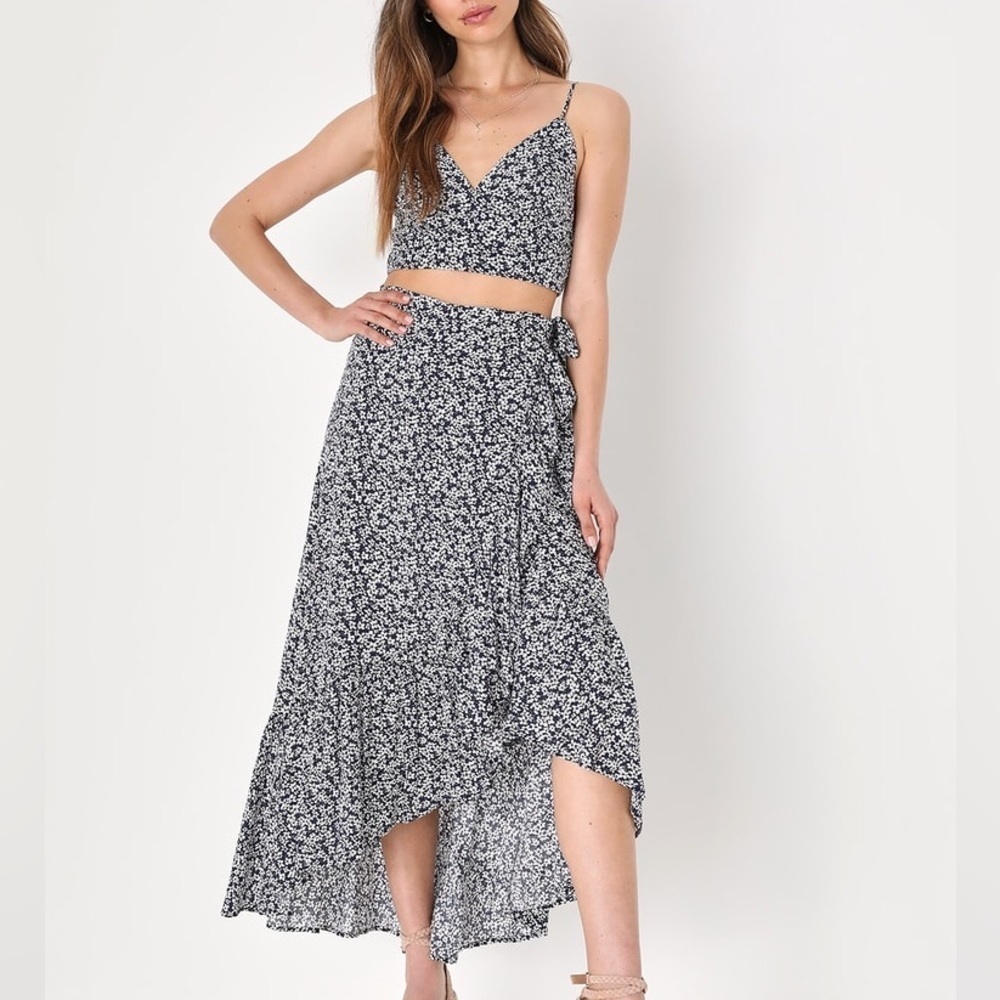 New Lulu’s Summer Romance Navy Blue Floral Print Two-Piece Midi Dress | XS